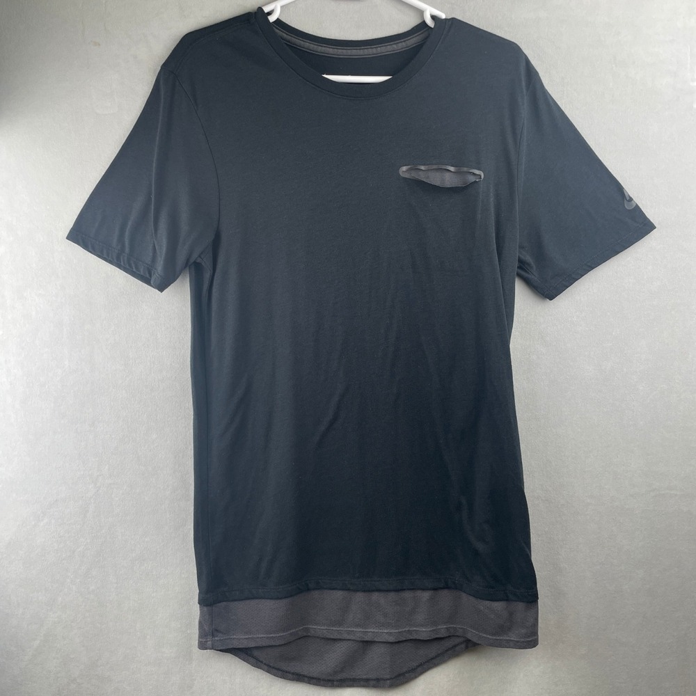 Nike Men Athletic Cut Layered Hem T-Shirt Black Charcoal Athleisure 746425-010 M